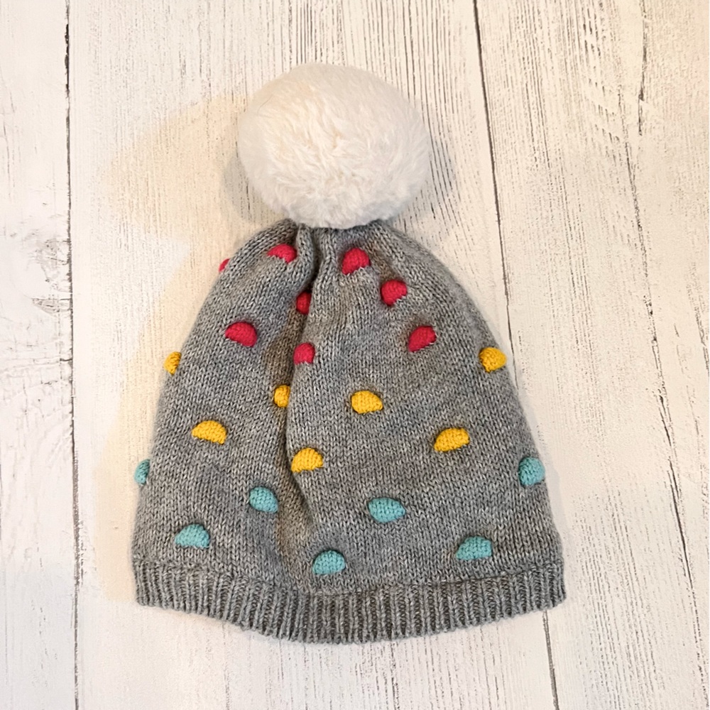 3/$15🌟 GAP Baby Beanie Knit Grey with Multi colored dots size 0-6M